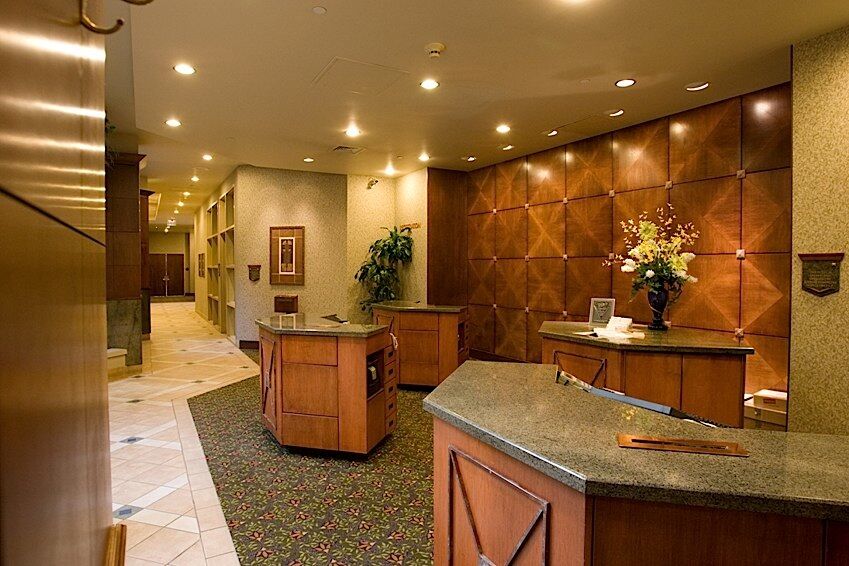 Hotel Topeka At City Center Екстер'єр фото